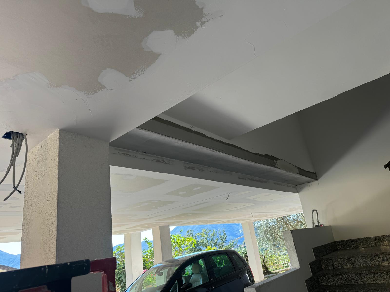 Carport con vista montagna